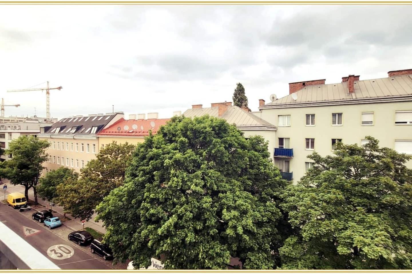 Top Sky Vienna Exterior photo